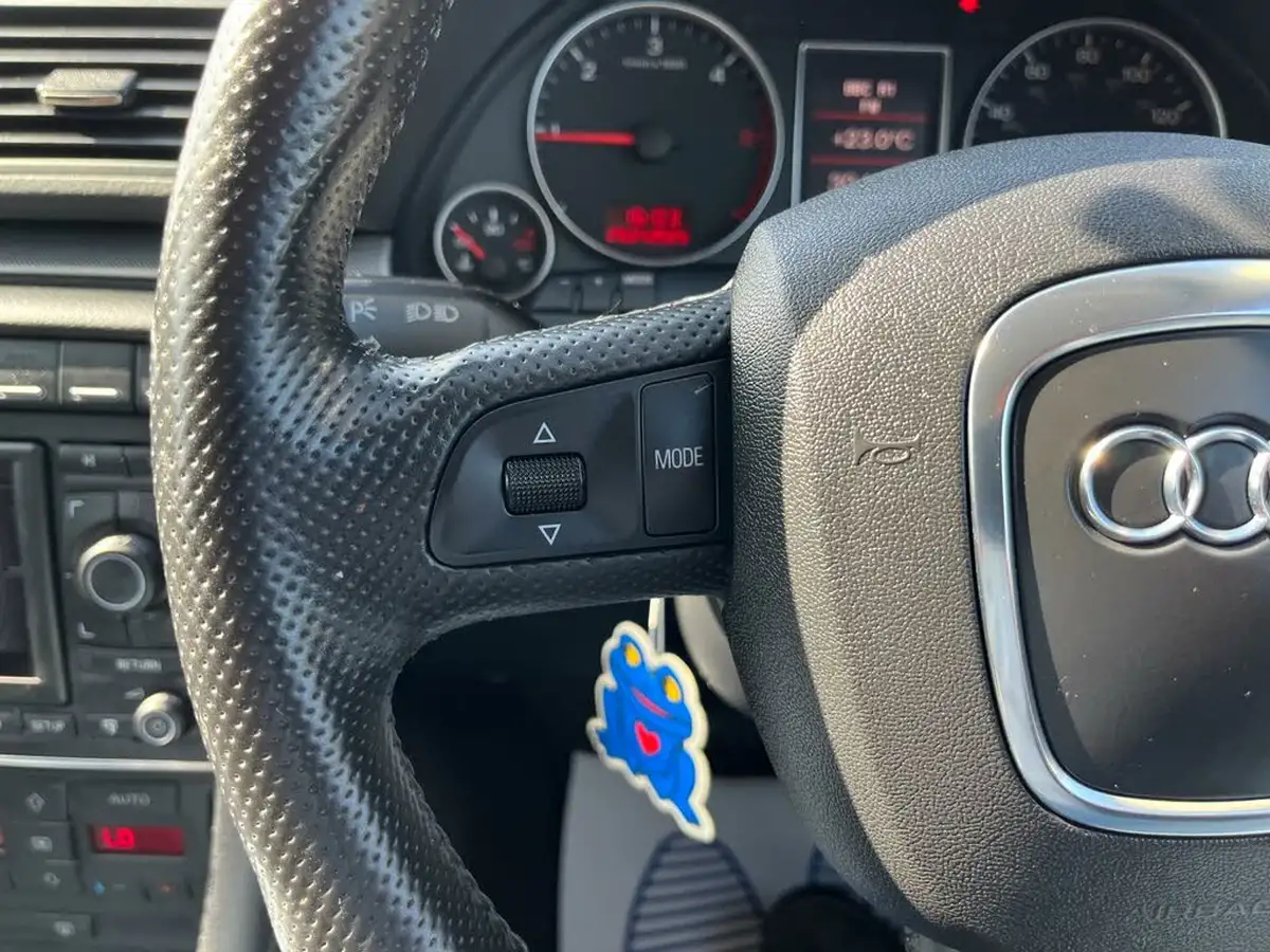 2007-audi-a4-20td-s-line-1986cc-multitronic-big-23