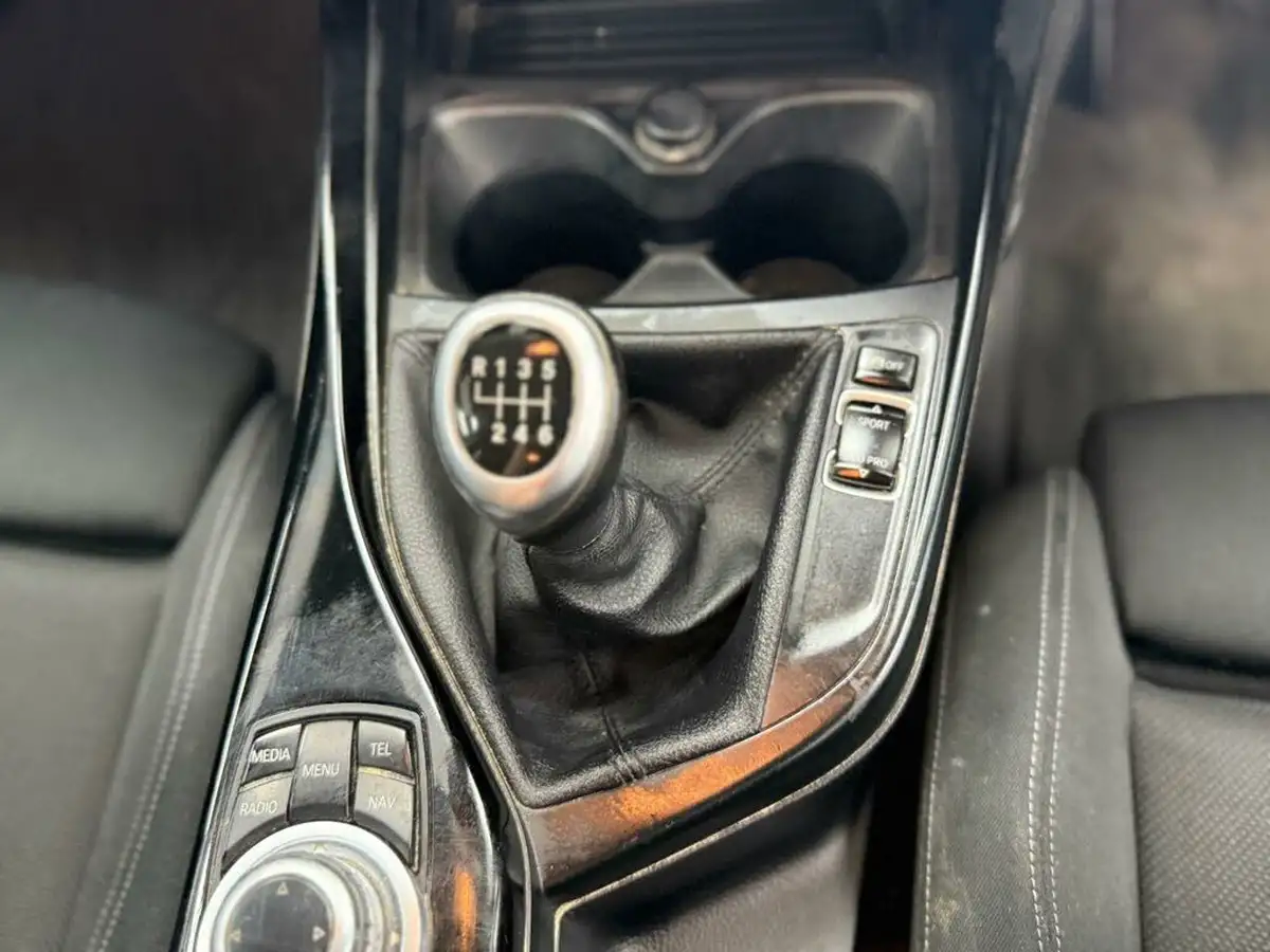 2016-bmw-1-series-15-118i-sport-5d-big-54