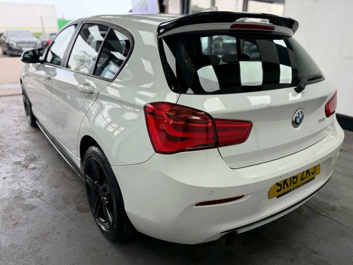2016-bmw-1-series-15-118i-sport-5d-big-6