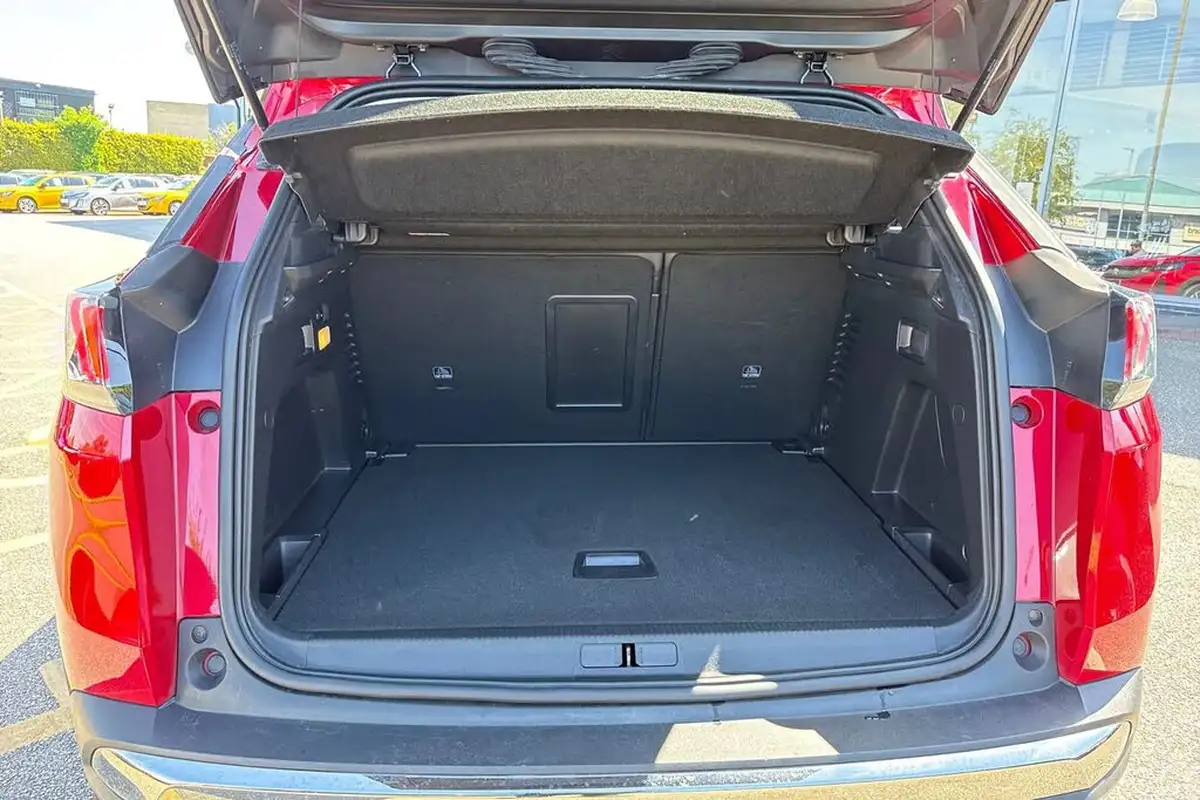 2021-peugeot-3008-suv-12-puretech-allure-big-6