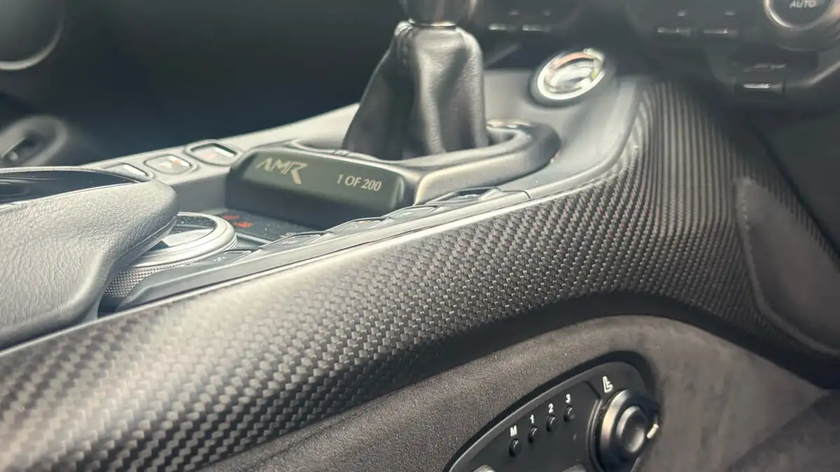 2020-aston-martin-vantage-40-v8-vantage-amr-hero-big-19