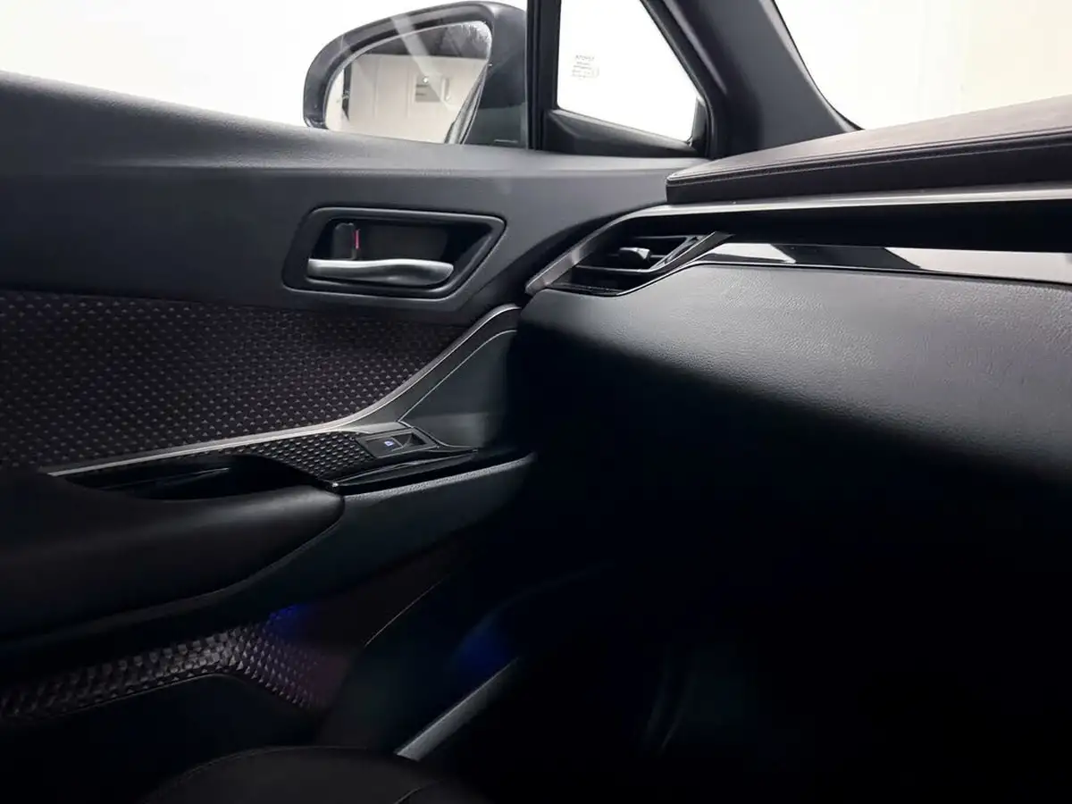 2018-toyota-c-hr-18-vvt-i-excel-big-23