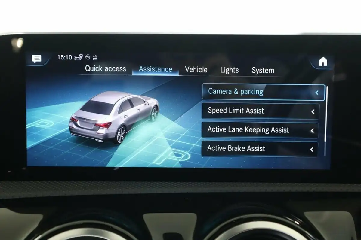 2020-mercedes-benz-a-class-15d-a180d-amg-line-executive-saloon-4d-7g-dct-big-40