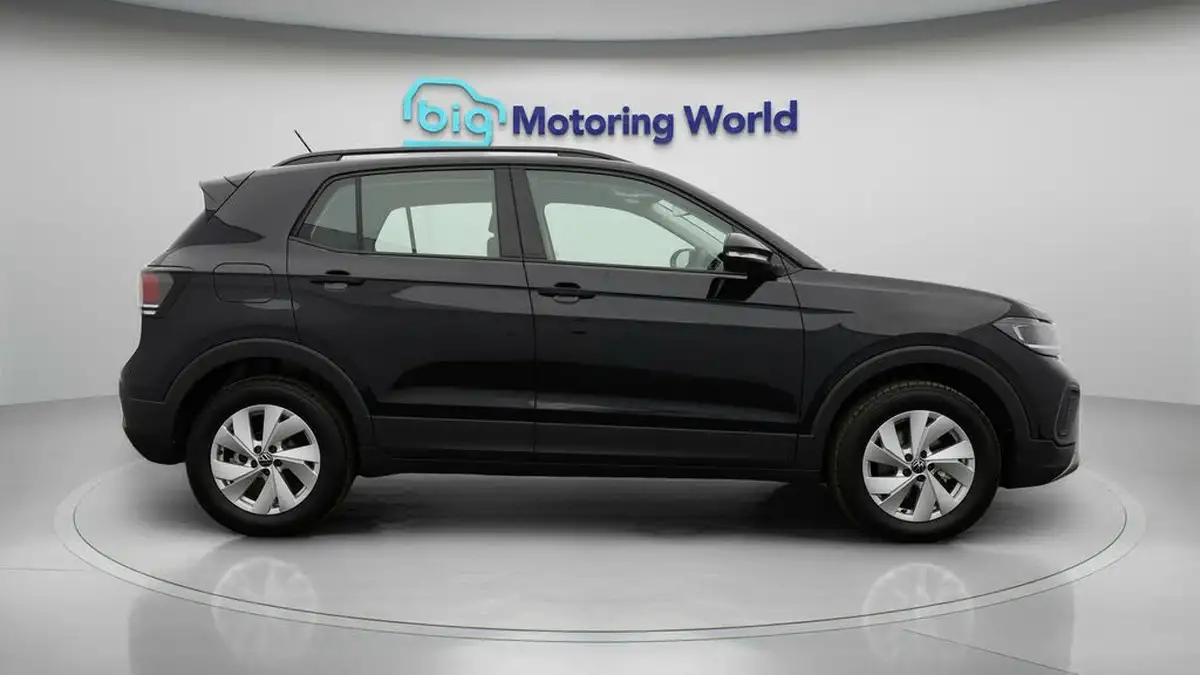 2024-volkswagen-t-cross-10-tsi-life-115ps-dsg-big-7