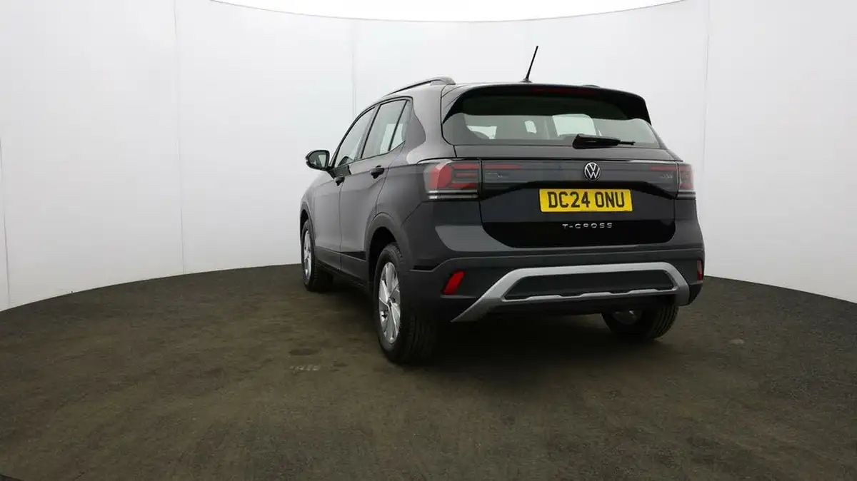 2024-volkswagen-t-cross-10-tsi-life-115ps-dsg-big-31
