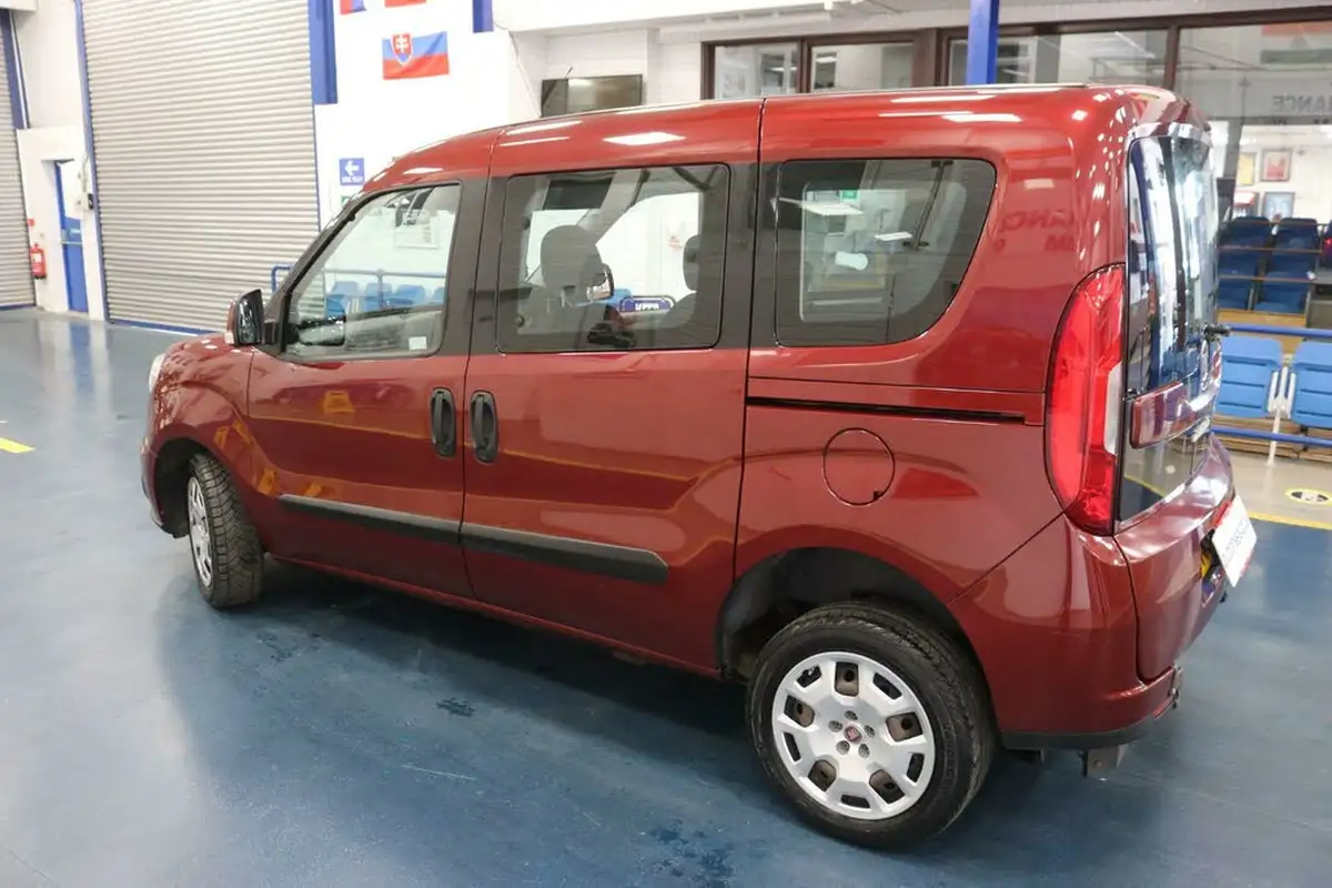 2017-fiat-doblo-14-easy-big-3