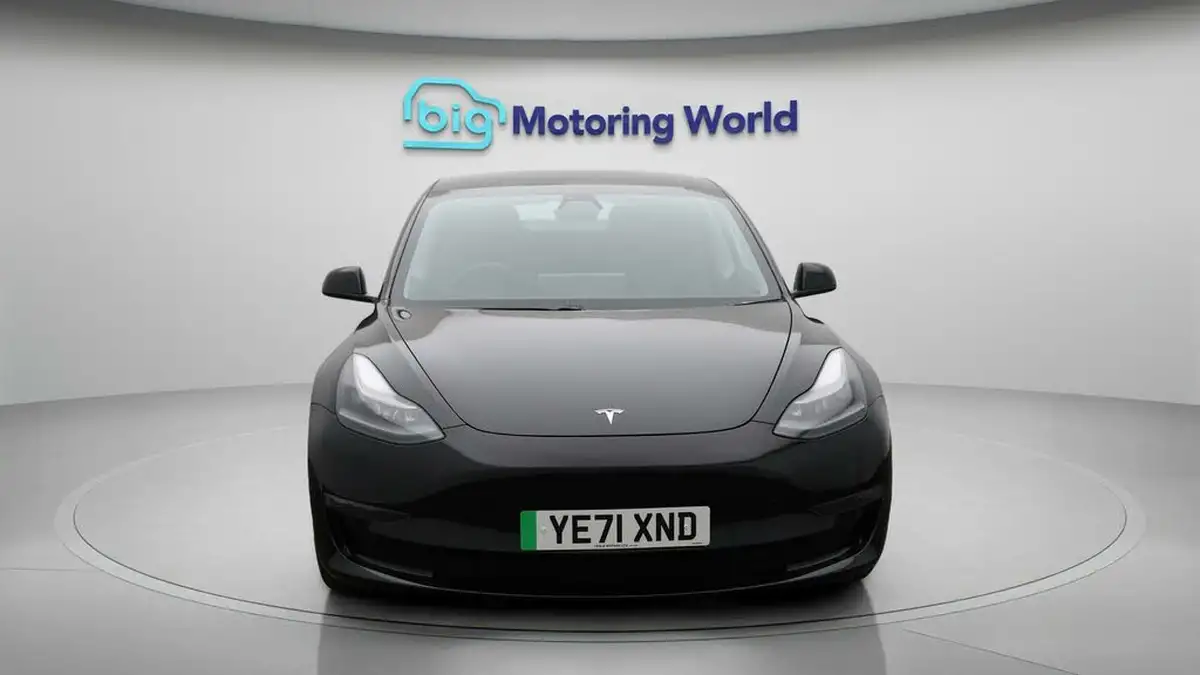 2021-tesla-model-3-e-long-range-awd-big-2