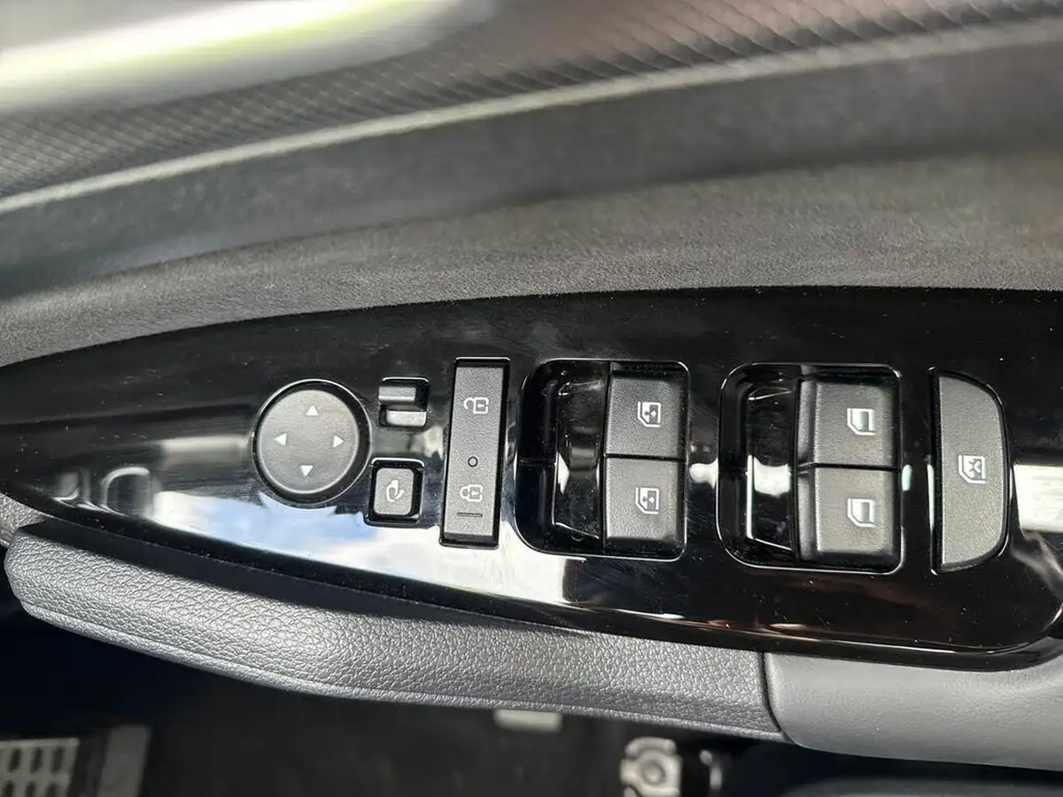 2024-kia-sportage-16-t-gdi-gt-line-s-207bhp-awd-hev-auto-big-17