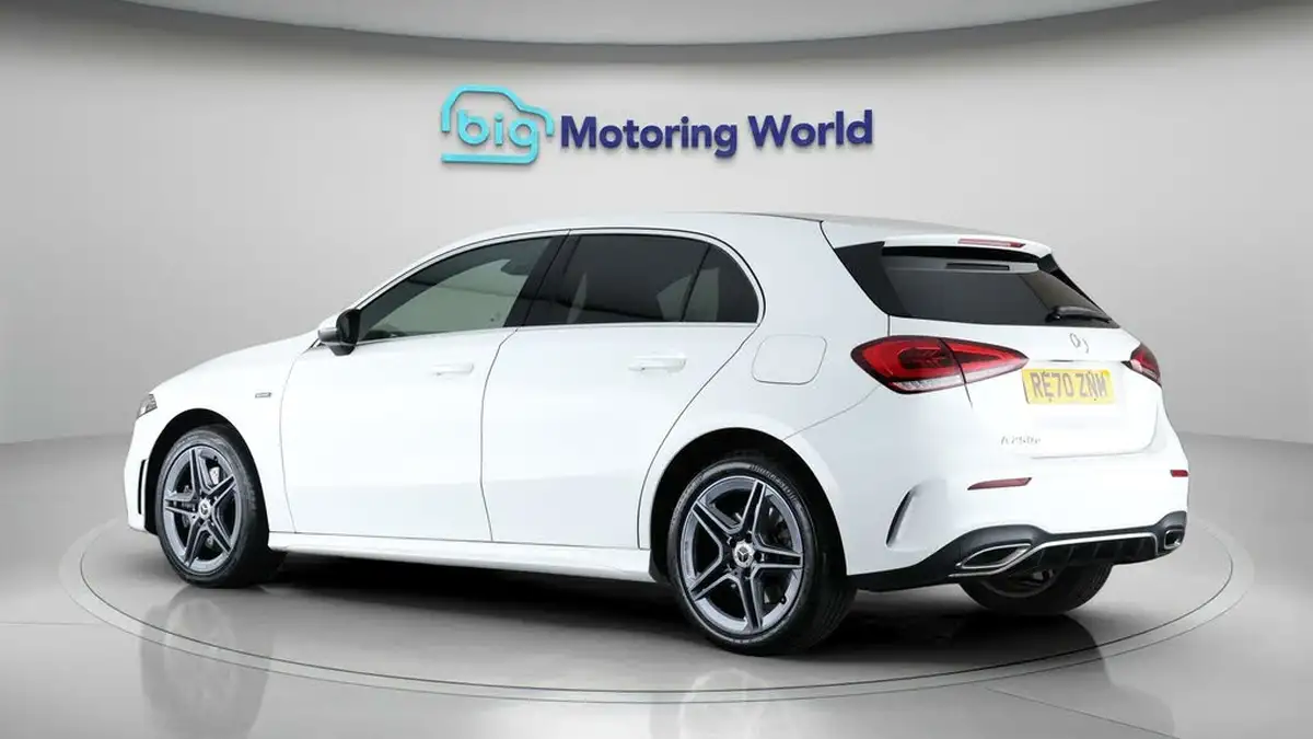 2020-mercedes-benz-a-class-13-a250e-amg-line-hatchback-5d-big-4
