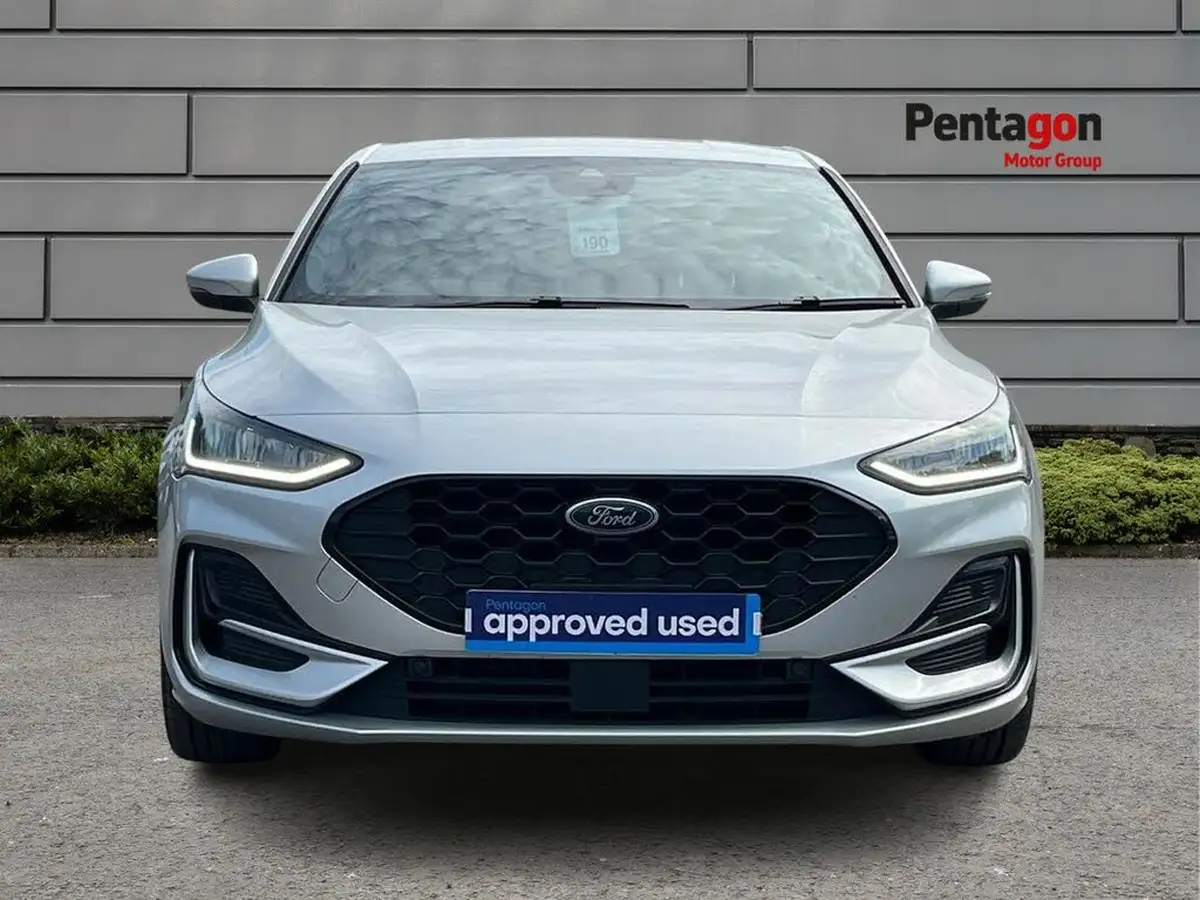 2024-ford-focus-10t-st-line-125ps-hatchback-big-15