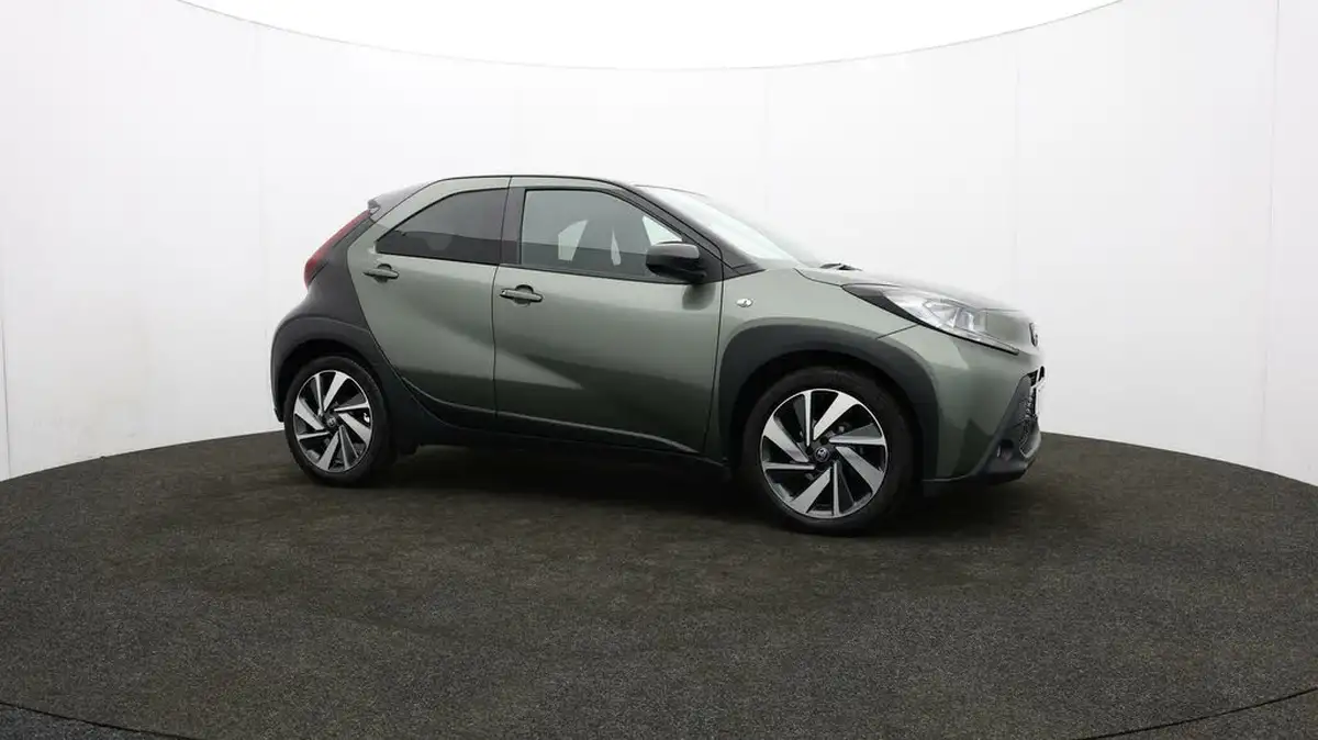 2023-toyota-aygo-x-10-vvt-i-edge-big-37