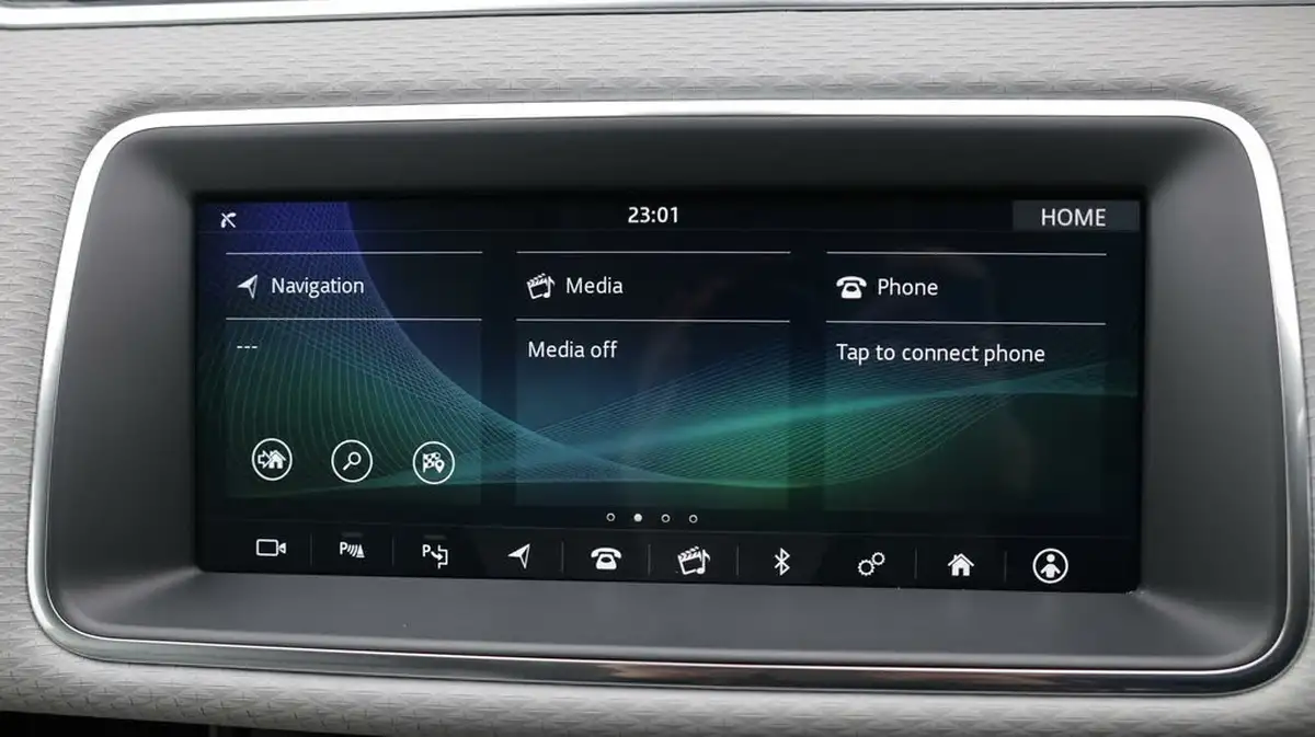 2020-land-rover-range-rover-evoque-20-p200-s-200bhp-big-11