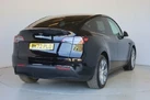 2022-tesla-model-y-e-long-range-small-15