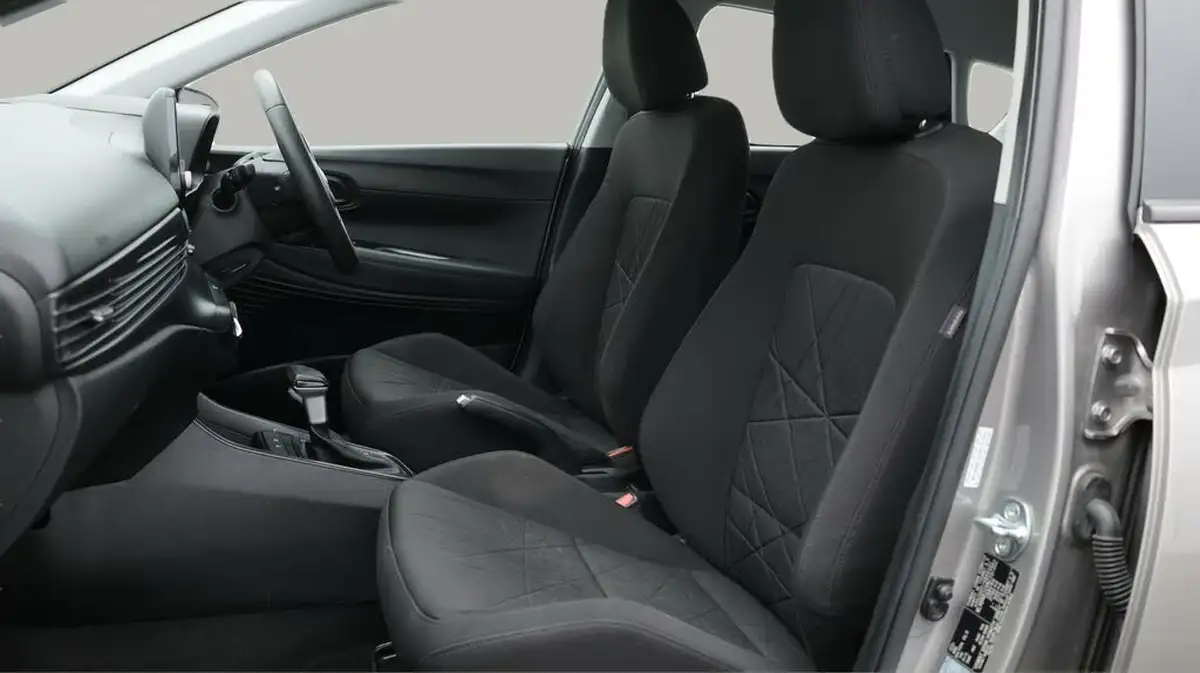 2022-hyundai-bayon-10-t-gdi-se-connect-dct-big-14