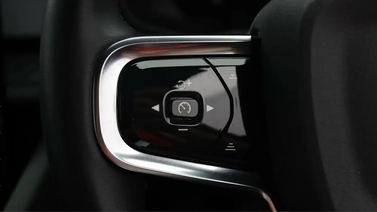 2023-polestar-polestar-2-e-ps2-165kw-standard-single-hatchback-big-21