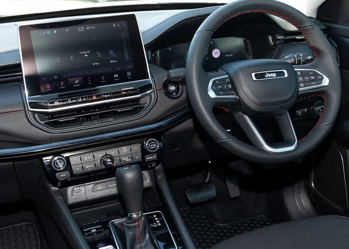 2025-jeep-compass-13-gse-trailhawk-big-15