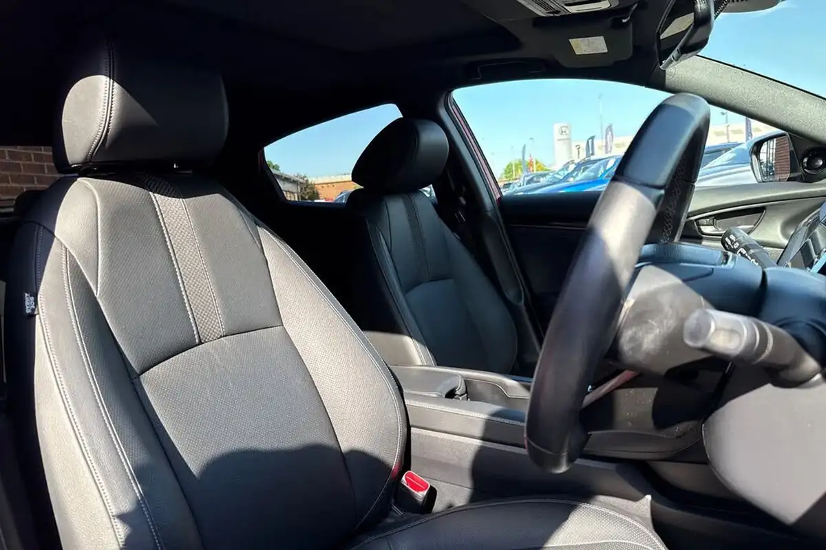 2021-honda-civic-10-vtec-turbo-ex-ss-hatchback-5d-big-21