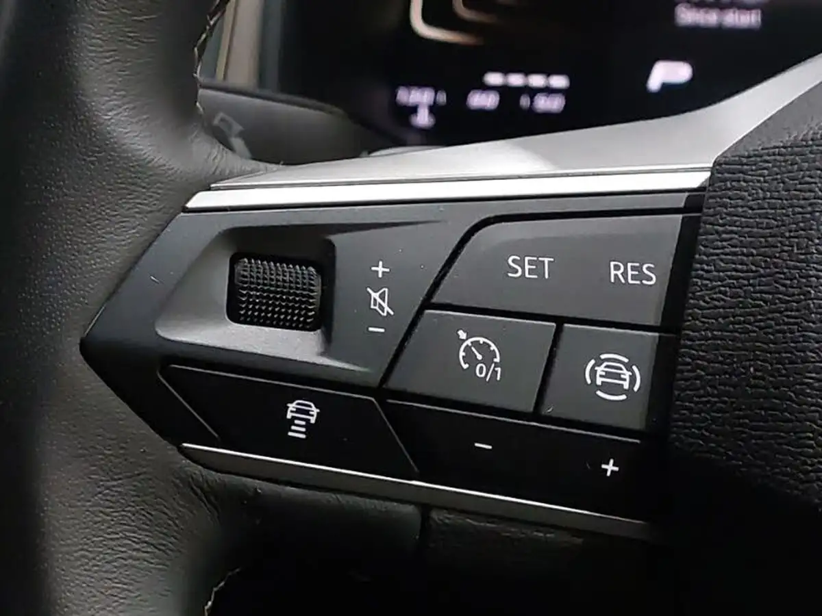 2024-seat-ateca-15-ecotsi-xperience-dsg-big-16