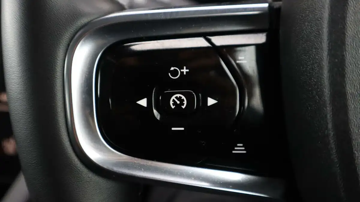 2022-polestar-polestar-2-big-20