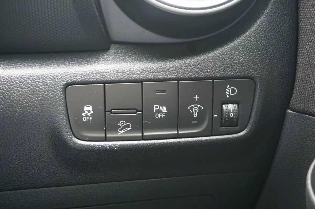 2021-hyundai-kona-10-t-gdi-n-line-big-23
