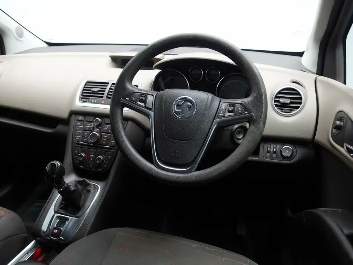 2011-vauxhall-meriva-17td-exclusiv-130ps-ac-big-19