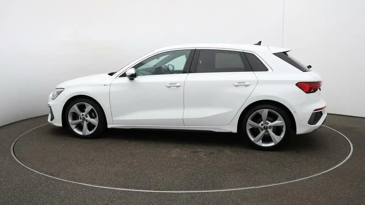 2022-audi-a3-15-35-tfsi-s-line-sportback-5d-tronic-big-52