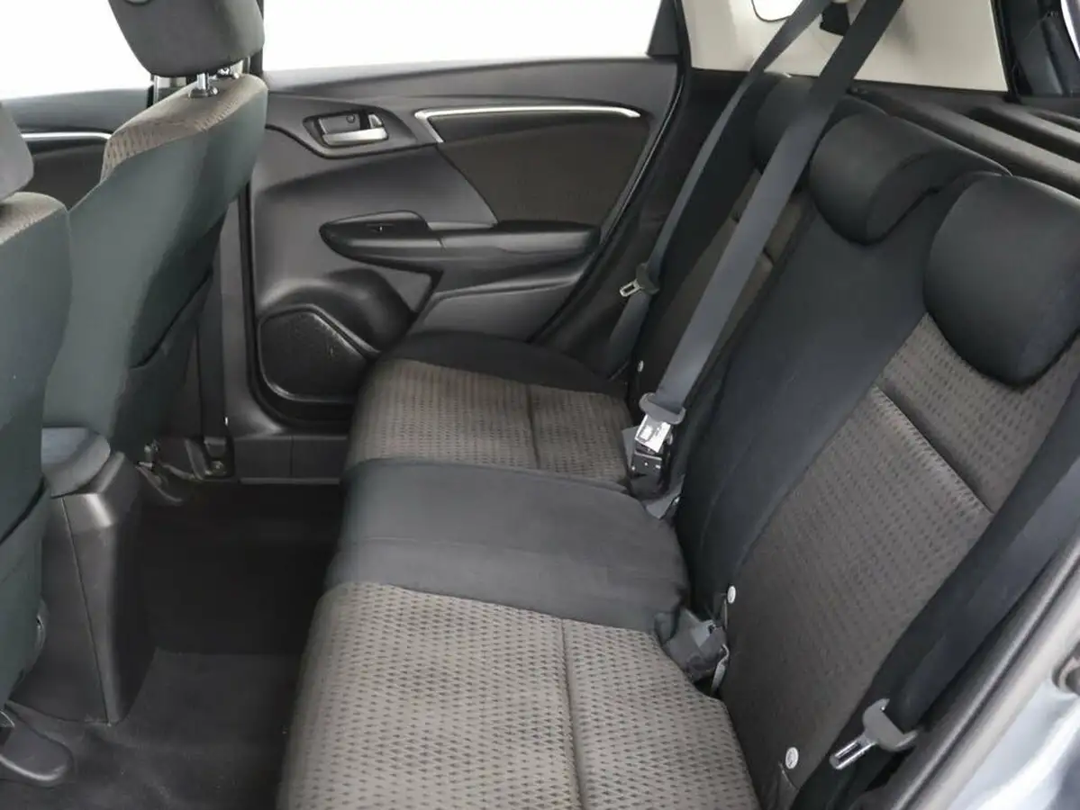 2020-honda-jazz-13-i-vtec-ex-cvt-big-16
