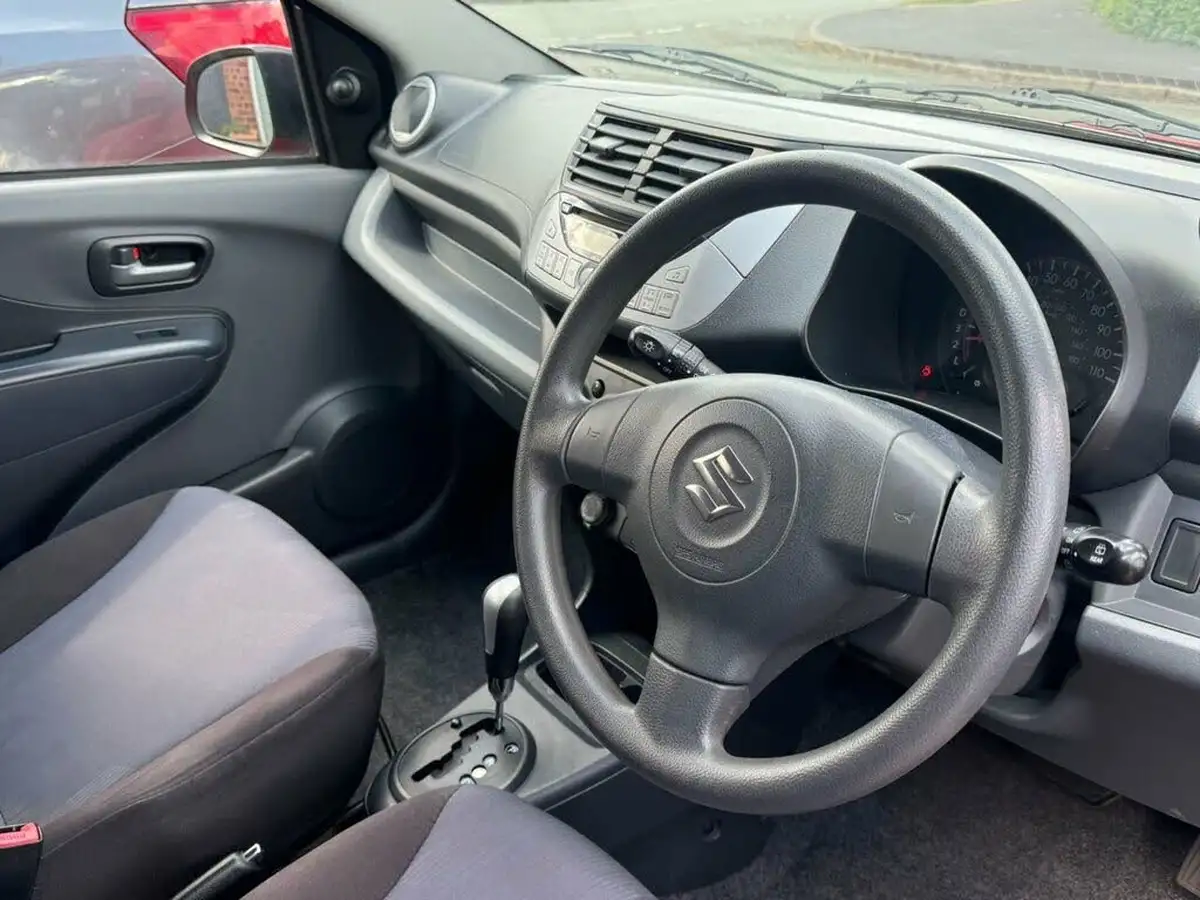 2013-suzuki-alto-10-sz4-auto-big-4