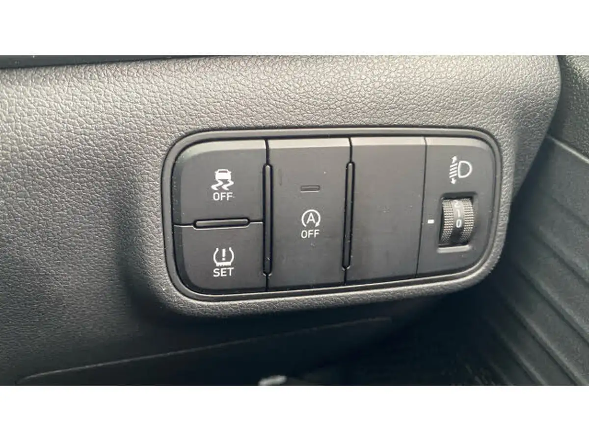 2021-hyundai-i20-10-t-gdi-element-big-23