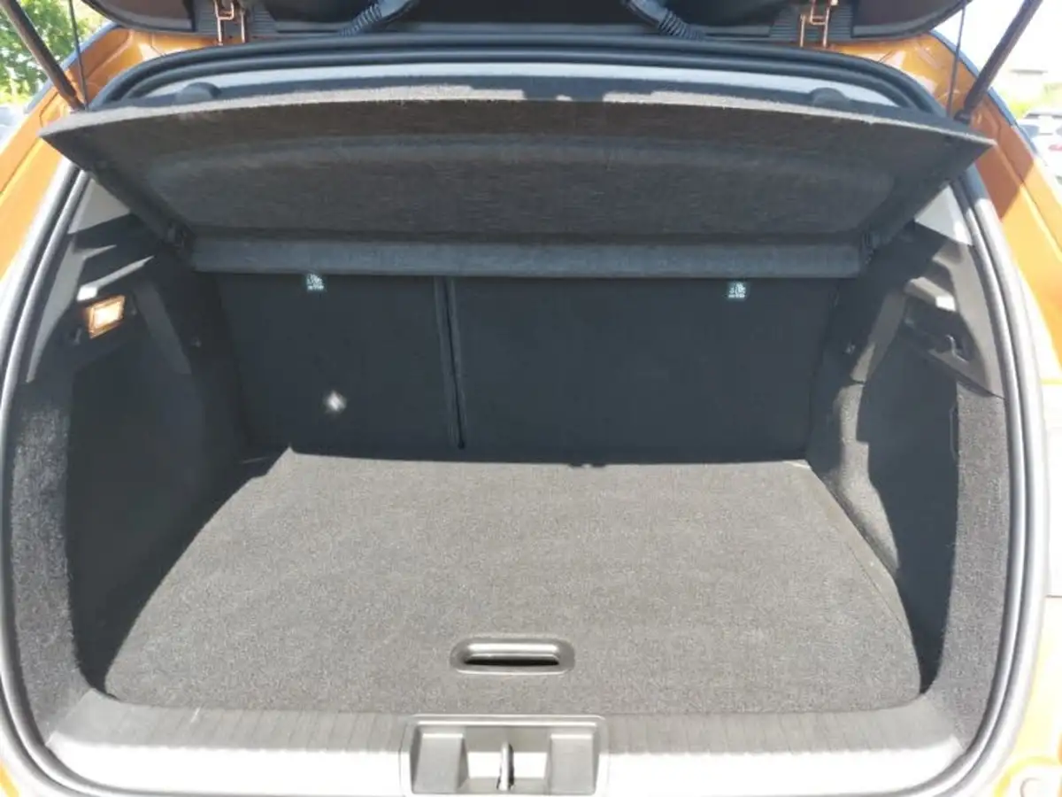 2021-renault-captur-10-tce-iconic-90ps-big-7