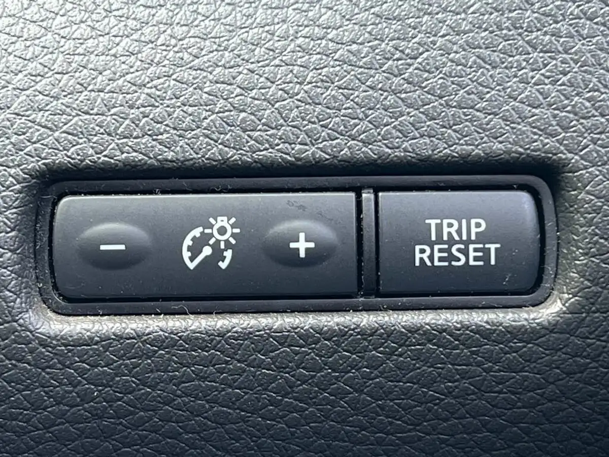 2017-nissan-x-trail-20dci-tekna-4x4-big-46