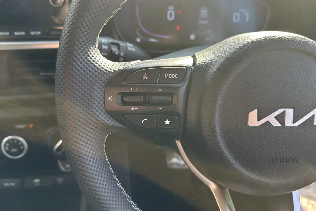 2024-kia-picanto-10-gt-line-62bhp-auto-seq-big-16