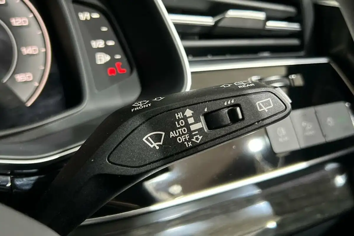 2023-audi-q7-30-55-tfsi-black-edition-big-30