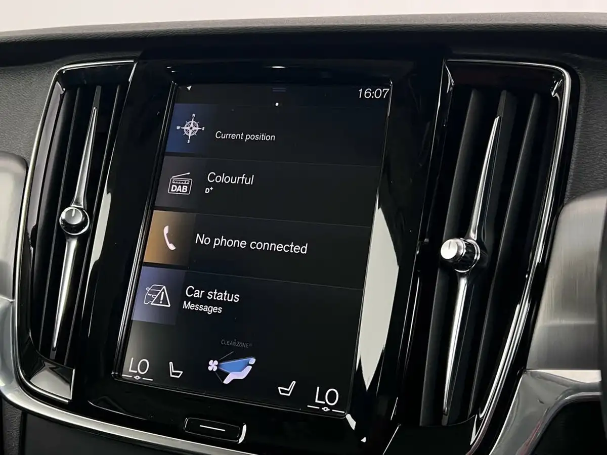 2020-volvo-s90-20td-d4-momentum-plus-big-26