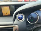 2014-lexus-is-300h-25-premier-small-42