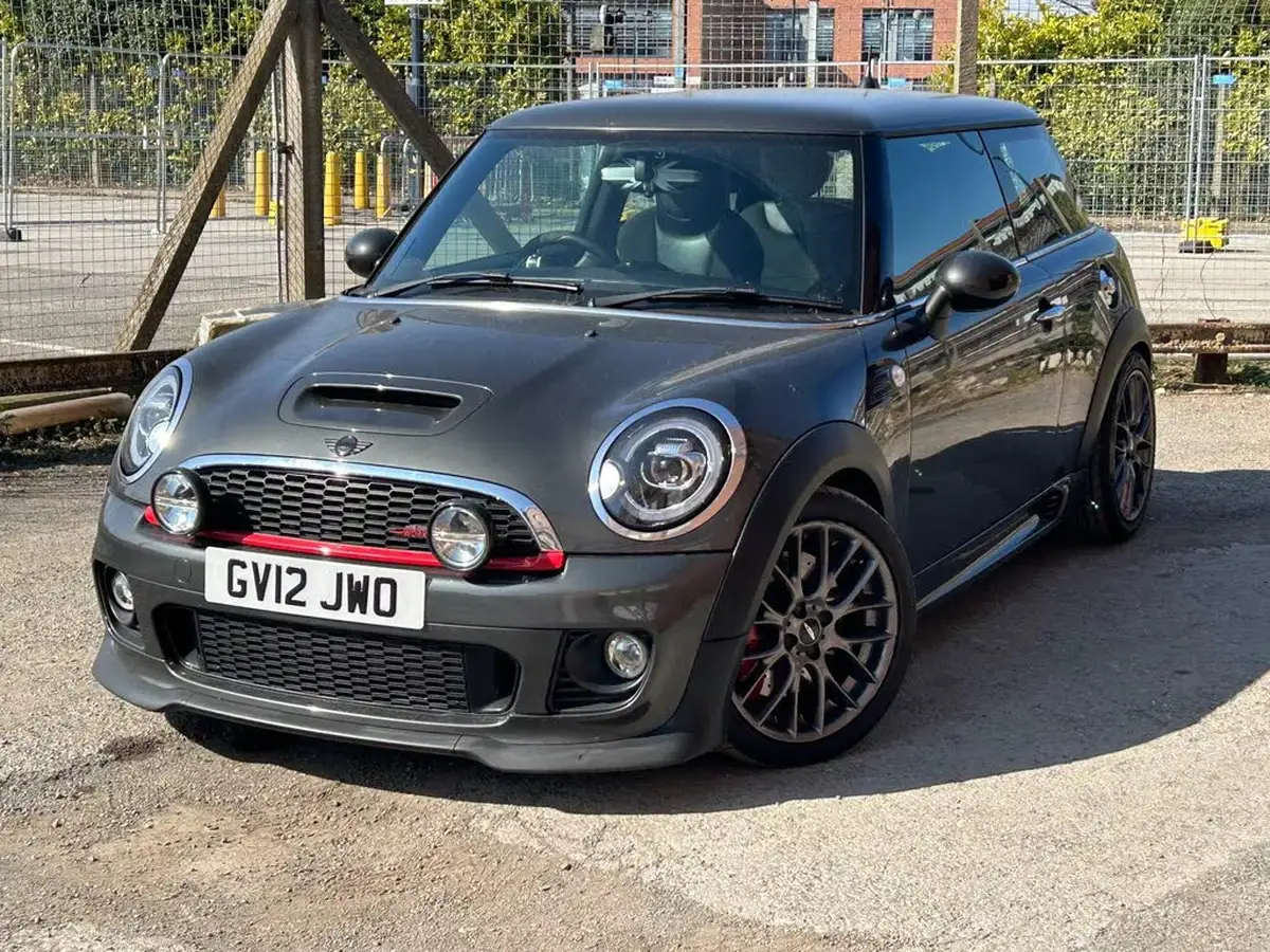 2012-mini-cooper-16-john-cooper-works-hatchback-3d-big-0