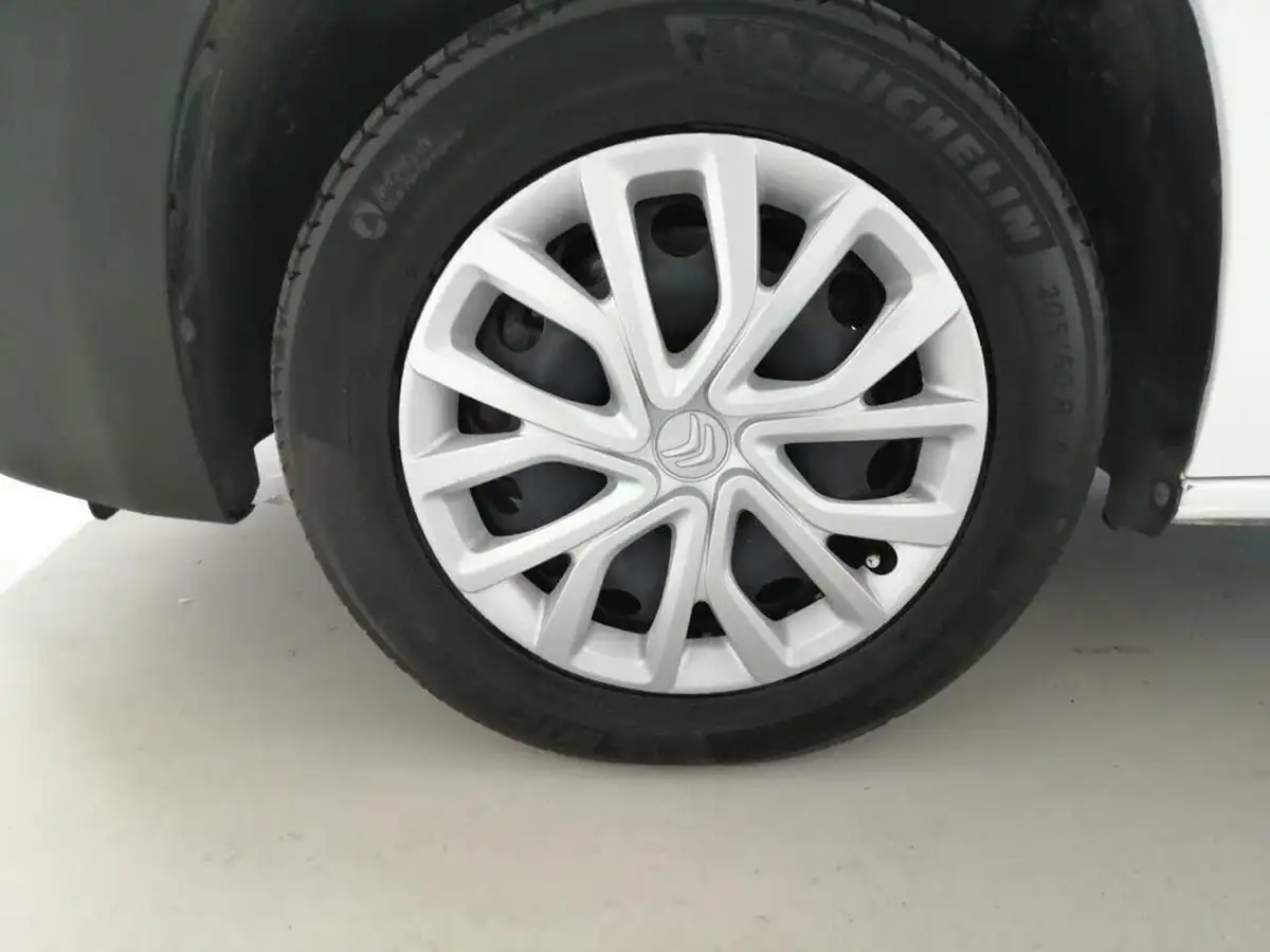 2019-citroen-berlingo-16bluehdi-1000-enterprise-big-44