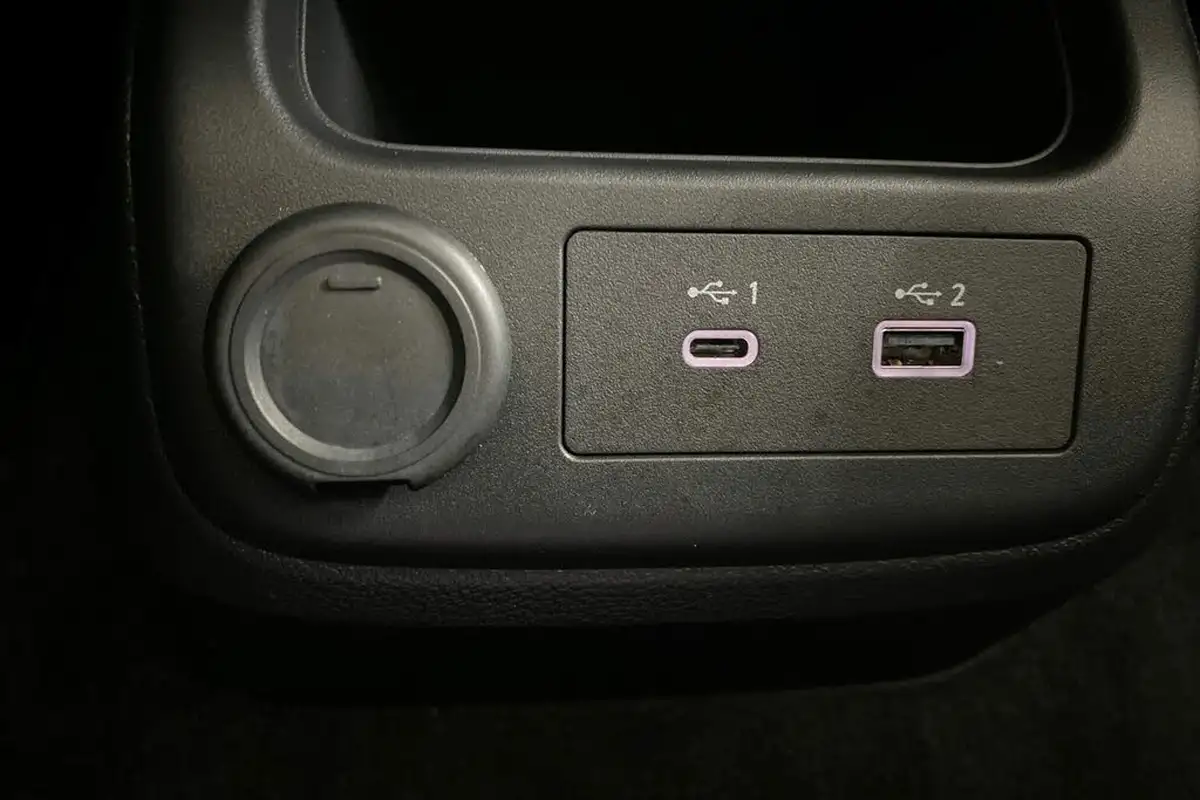 2024-nissan-ariya-e-engage-160kw-big-30