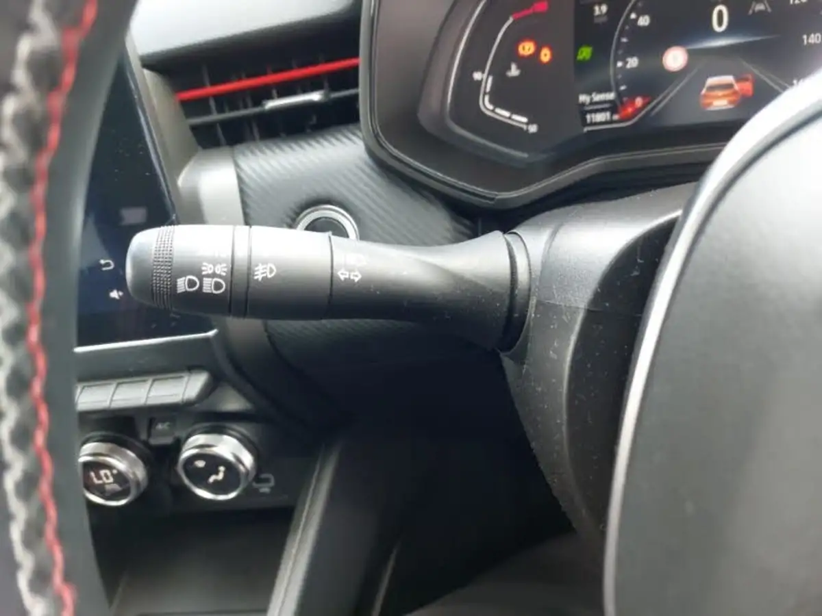 2022-renault-clio-10-tce-rs-line-rs-line-big-15