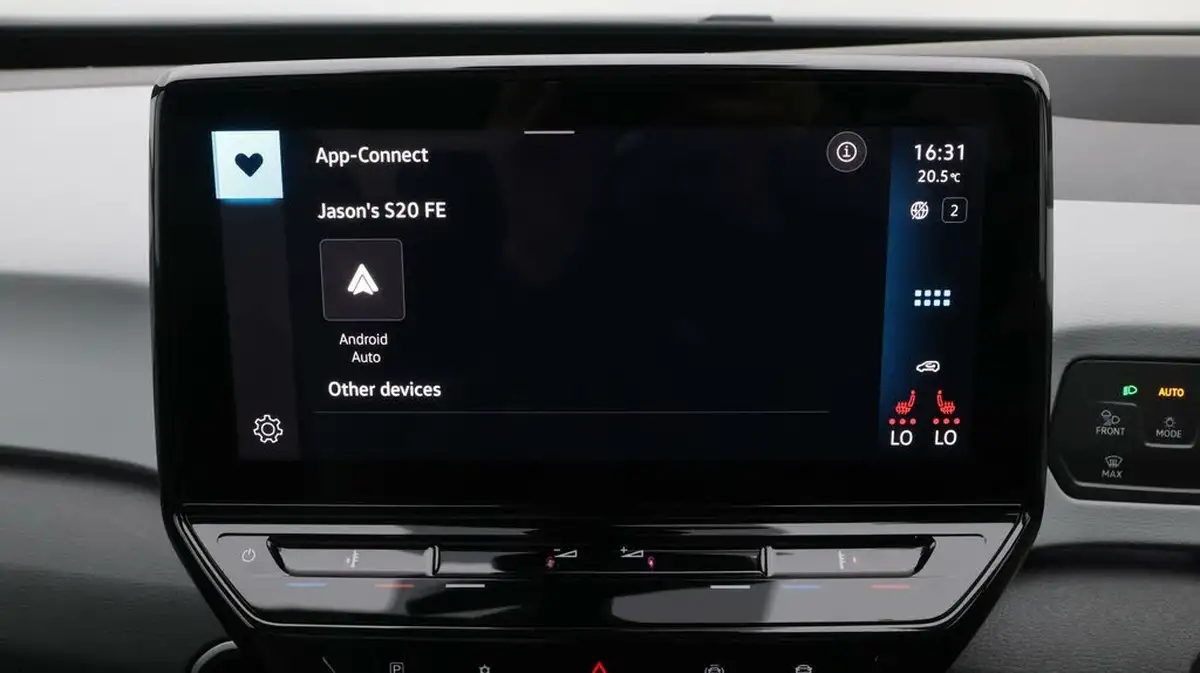 2022-volkswagen-id3-e-max-big-27