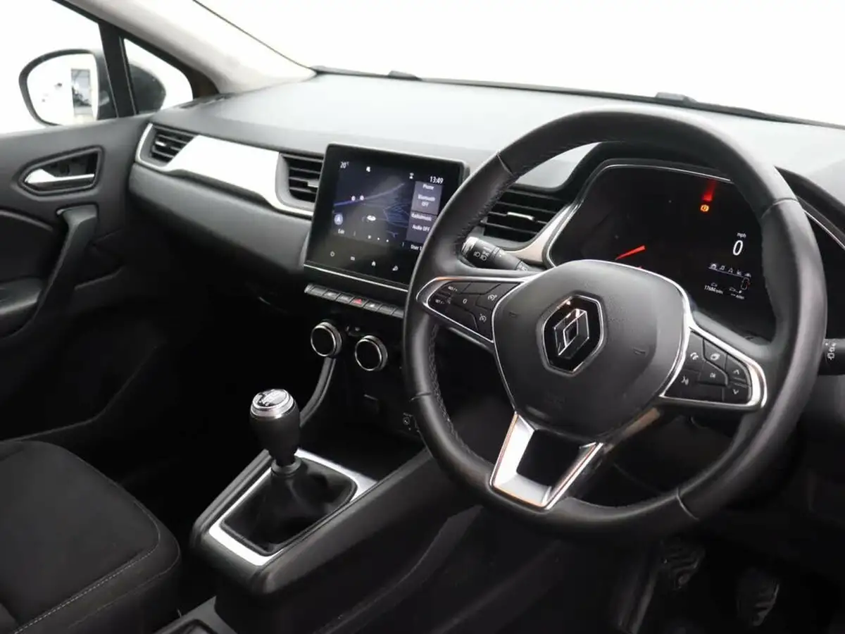 2021-renault-captur-10-tce-iconic-edition-big-6