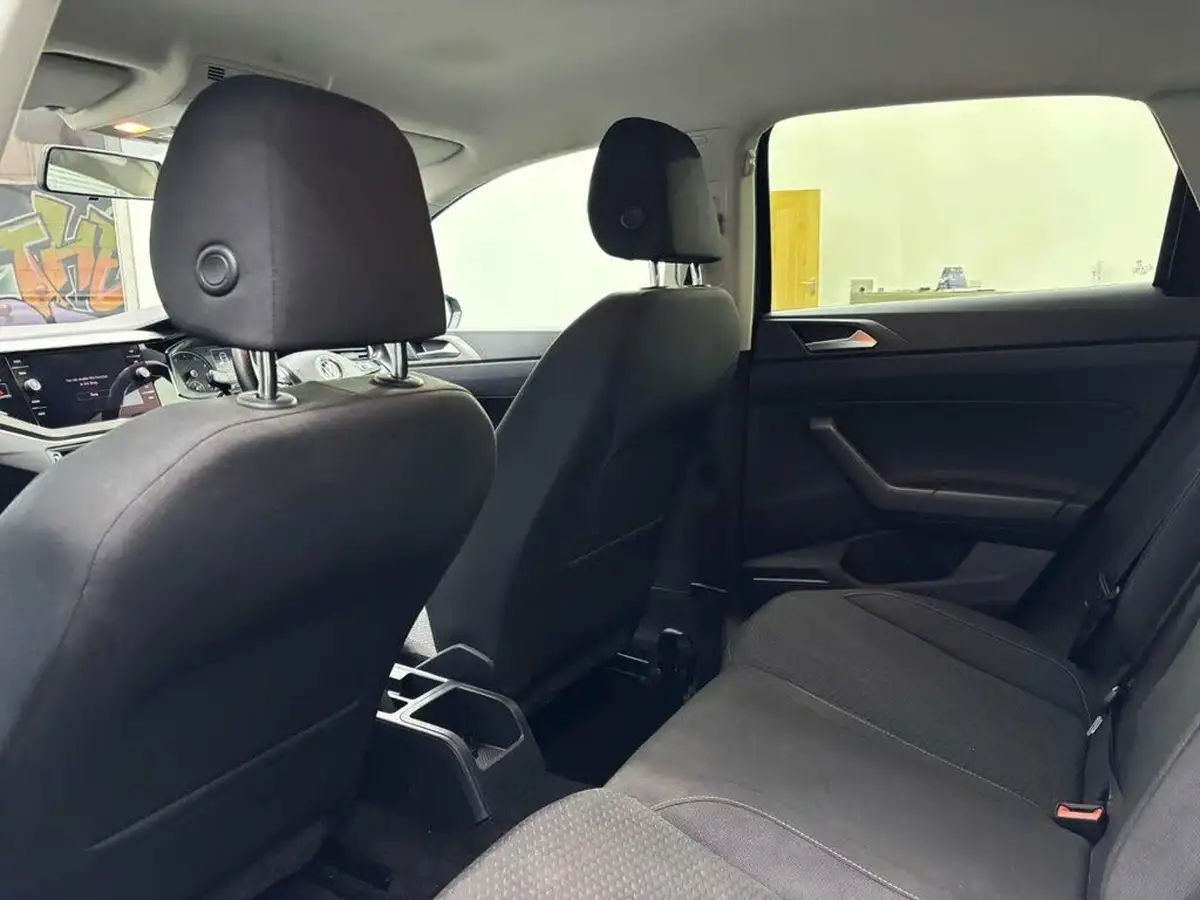 2021-volkswagen-polo-10-tsi-match-big-28