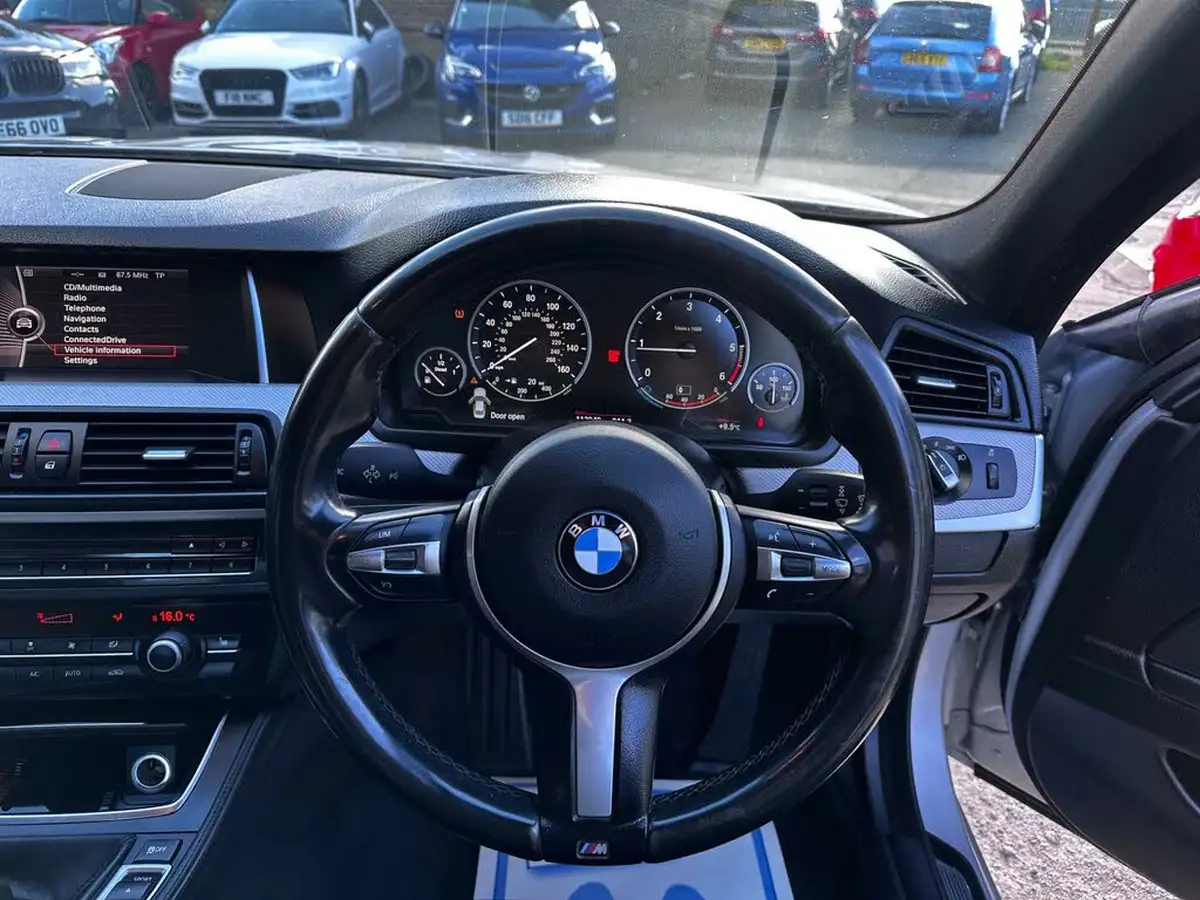 2014-bmw-5-series-20td-520d-m-sport-184bhp-saloon-4d-big-27