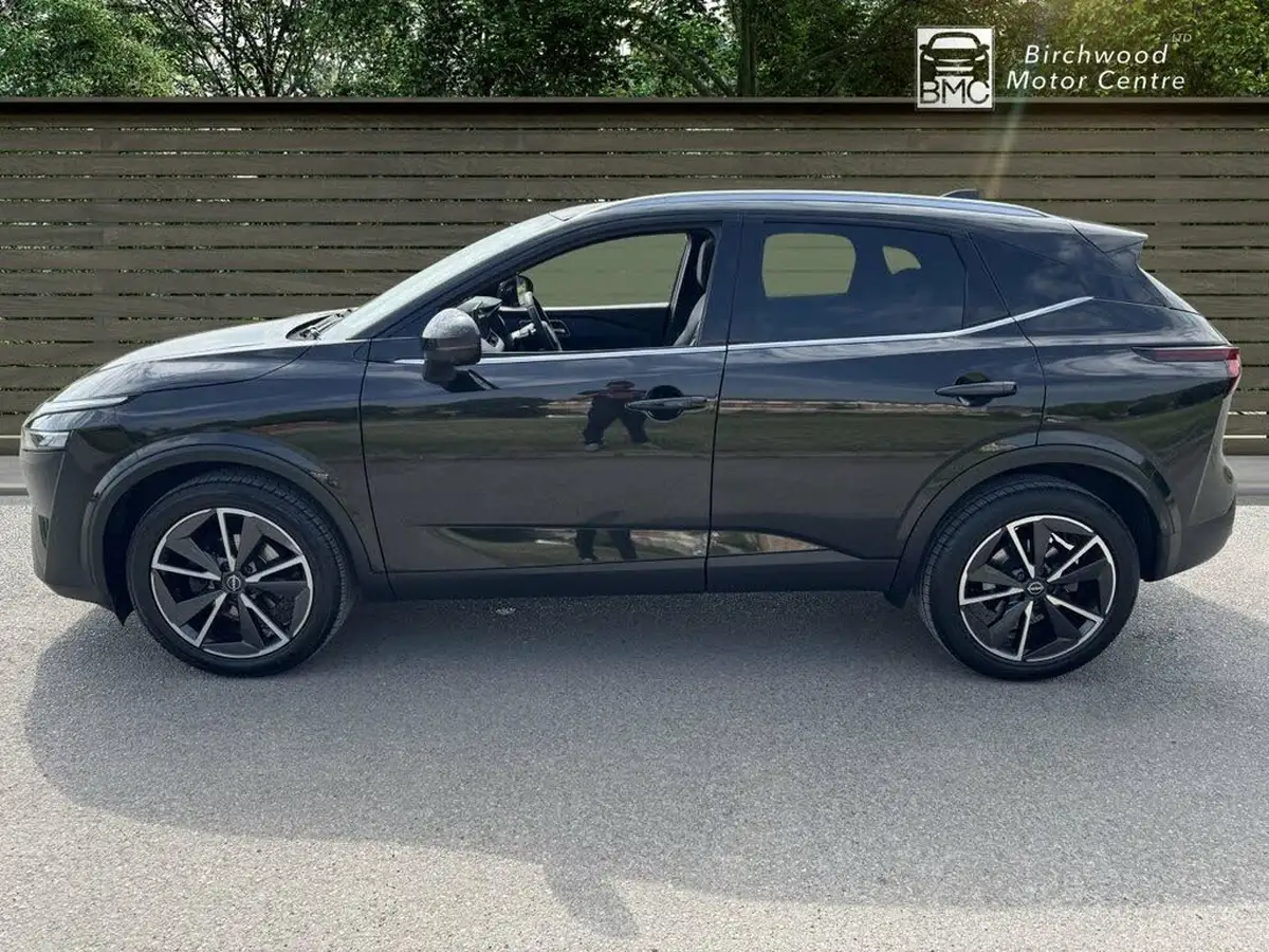 2023-nissan-qashqai-13-dig-t-tekna-158ps-xtronic-big-3
