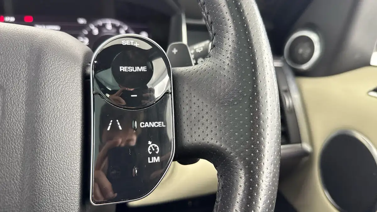 2019-land-rover-range-rover-sport-20si4-hse-big-20