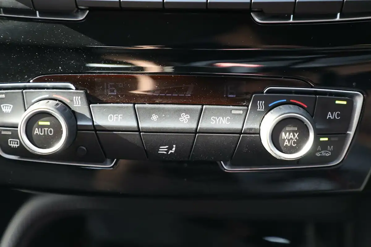 2022-bmw-x1-15-xdrive-25e-phev-sport-big-27