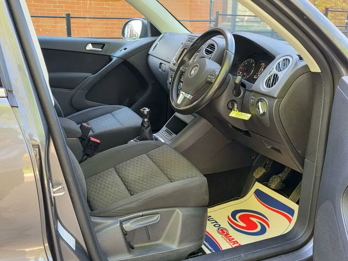 2011-volkswagen-tiguan-20td-match-140ps-big-19