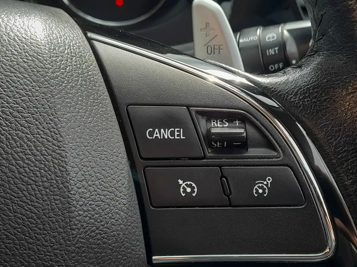 2015-mitsubishi-outlander-22di-d-gx4-auto-big-17