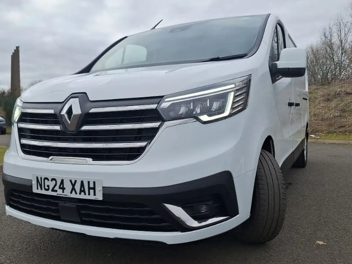 2024-renault-trafic-20dci-ll30-150-extra-panel-edc-auto-big-11