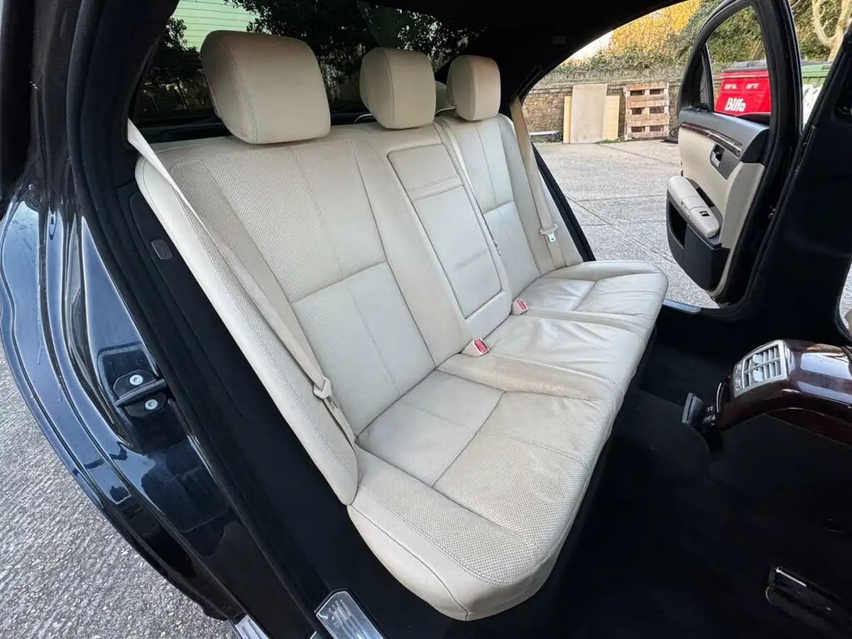 2009-mercedes-benz-s-class-30td-s320-cdi-big-17
